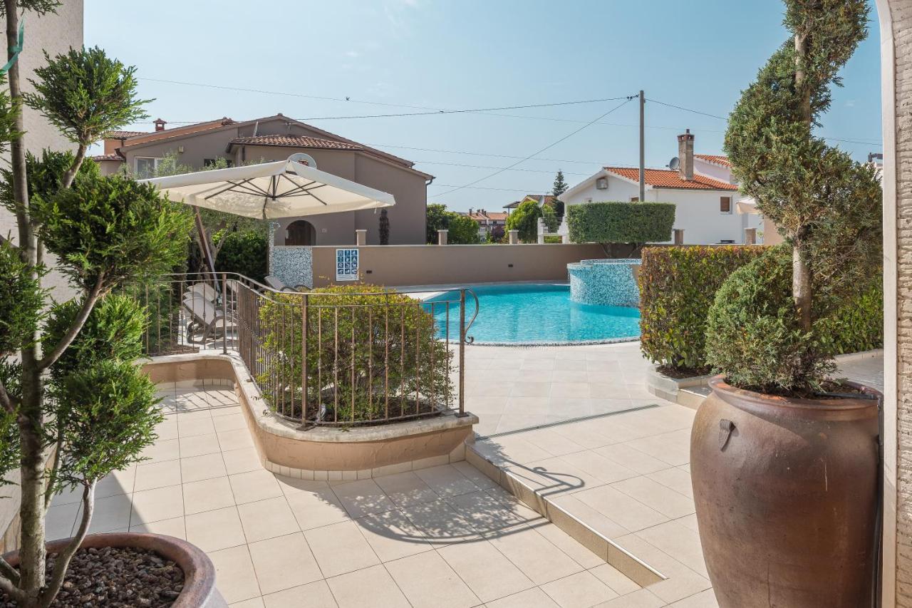 Villa Alena Porec Bagian luar foto