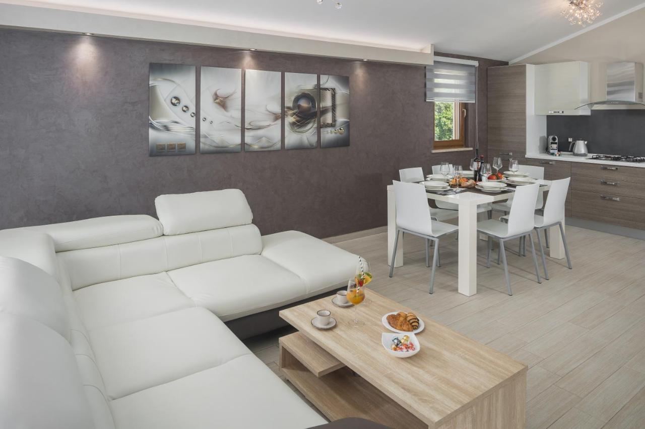 Villa Alena Porec Bagian luar foto