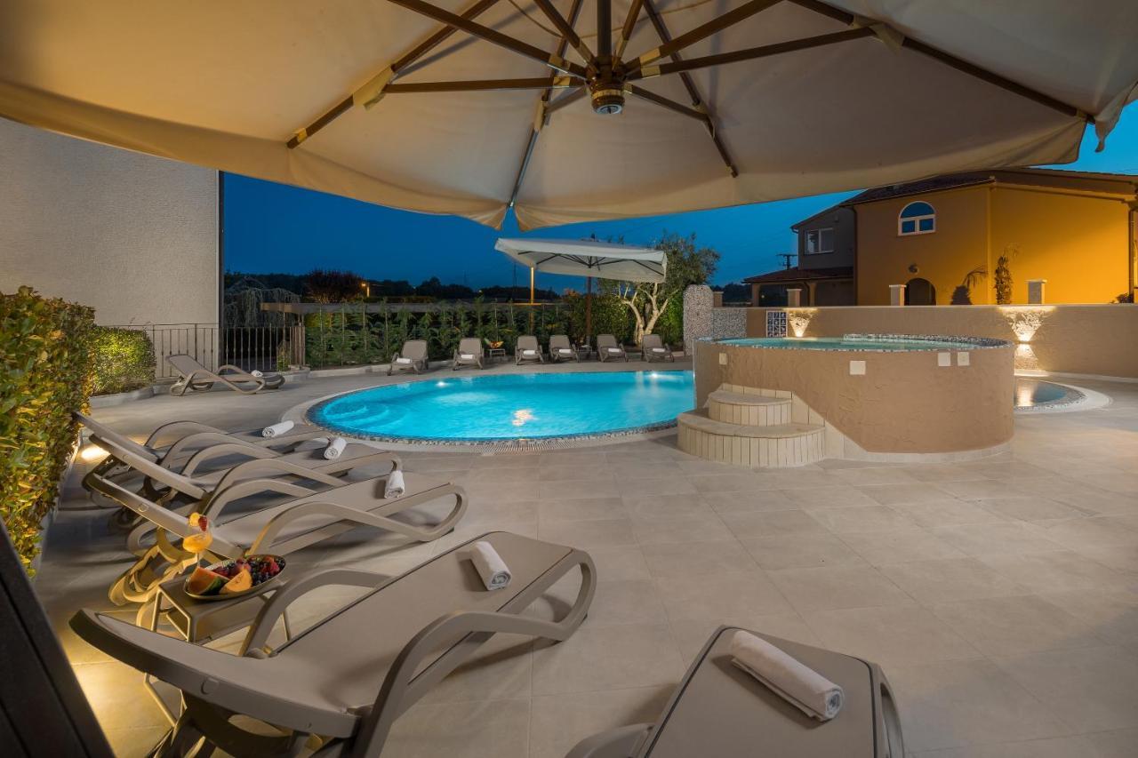 Villa Alena Porec Bagian luar foto